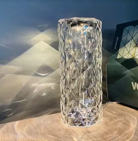 Lámpara LED con diamantes